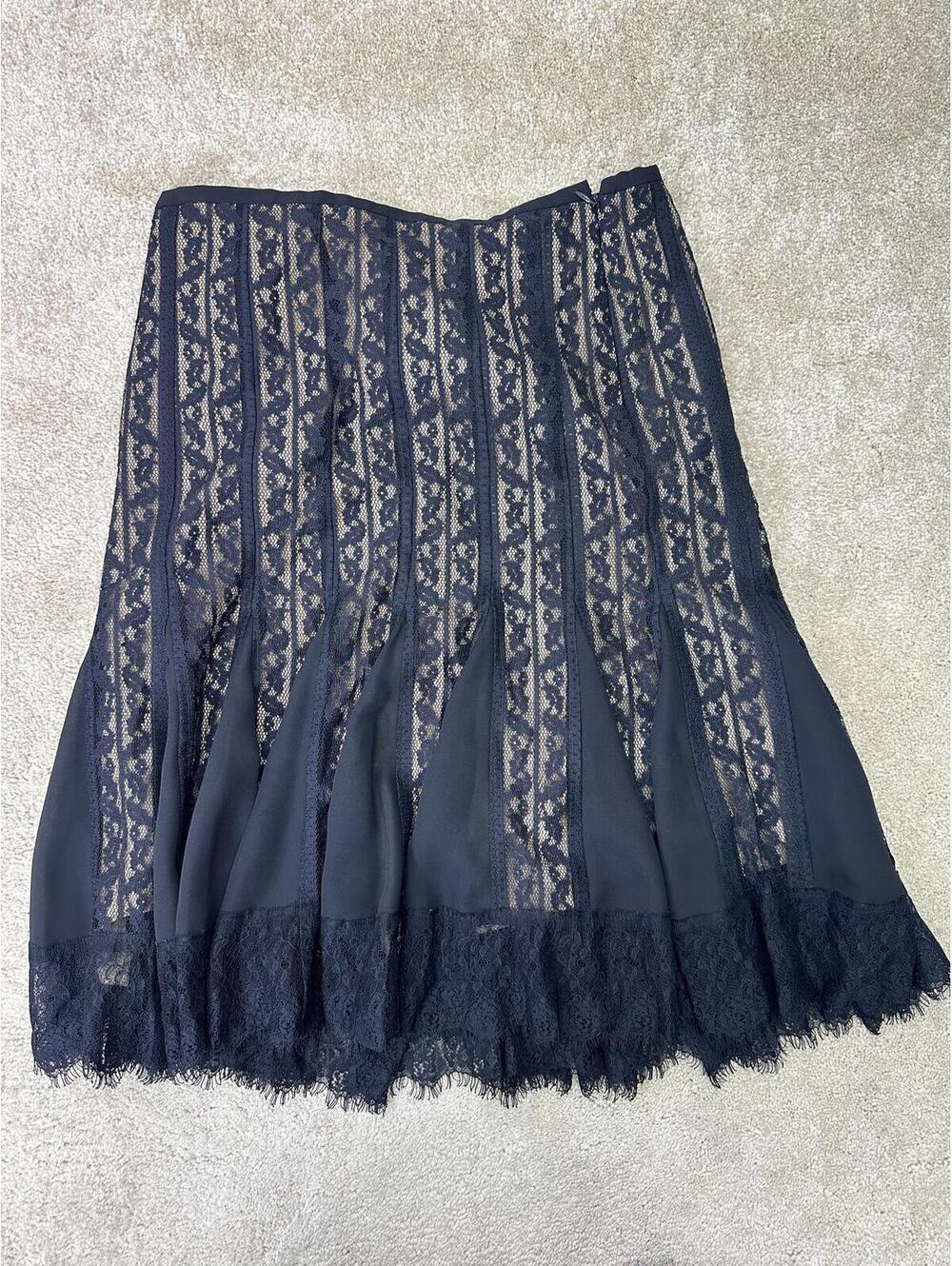Sz 8P Ann Taylor Loft Black Lace Overlay Nude Flounced Hem Whimsigoth Dark - Picture 4 of 6